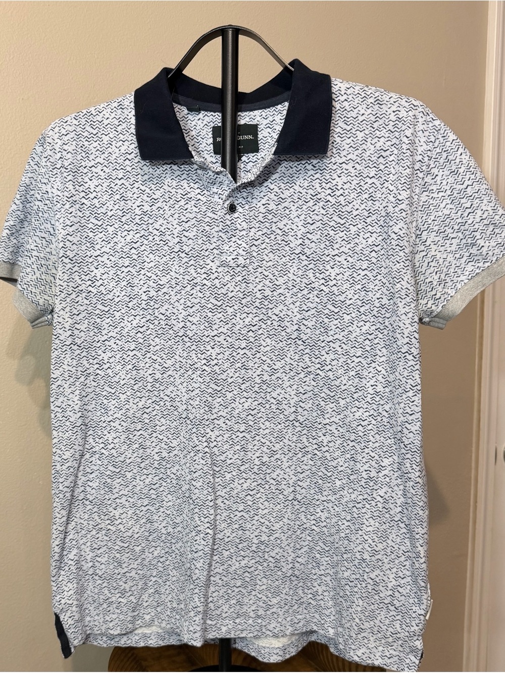 Rodd & Gunn Men’s Polo Shirt M White/Blue Geometric Sports Fit